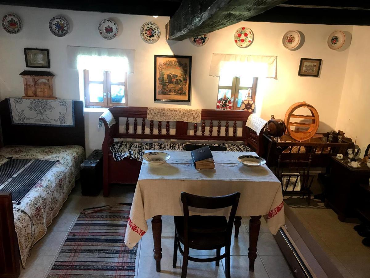 Postakocsi Vendégház Kisgyőr Exterior foto