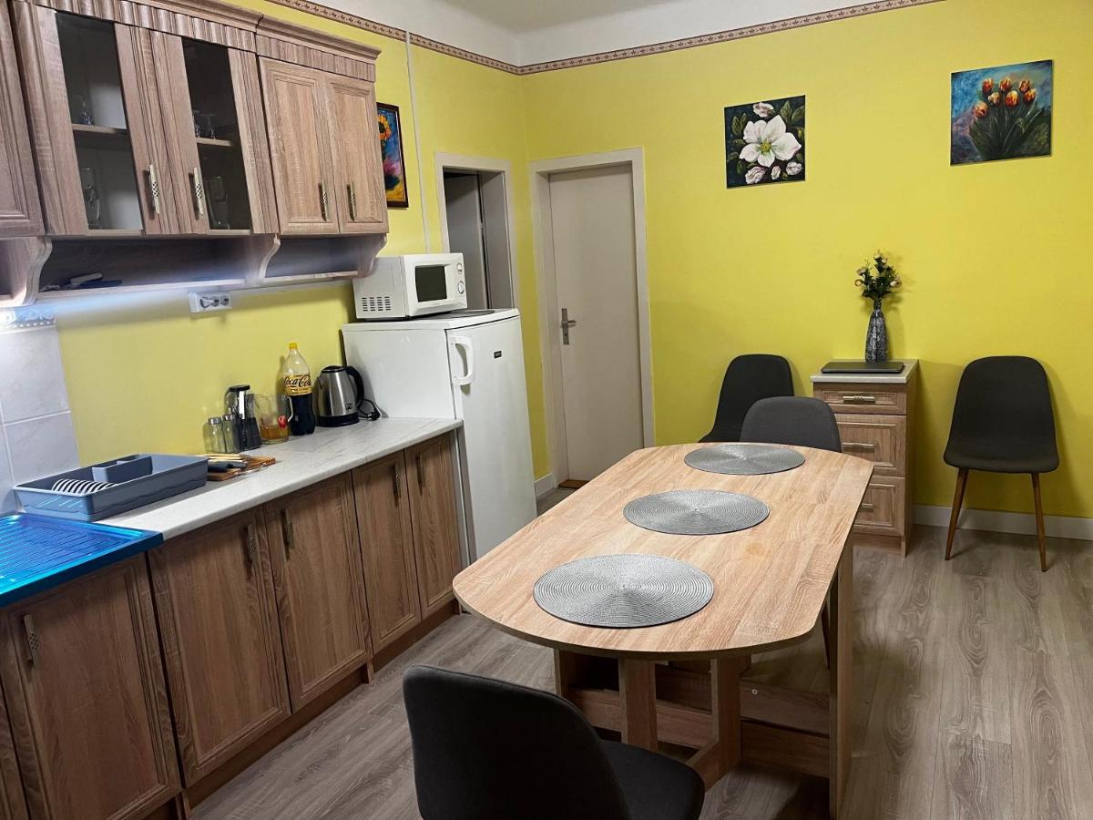 Postakocsi Vendégház Kisgyőr Exterior foto